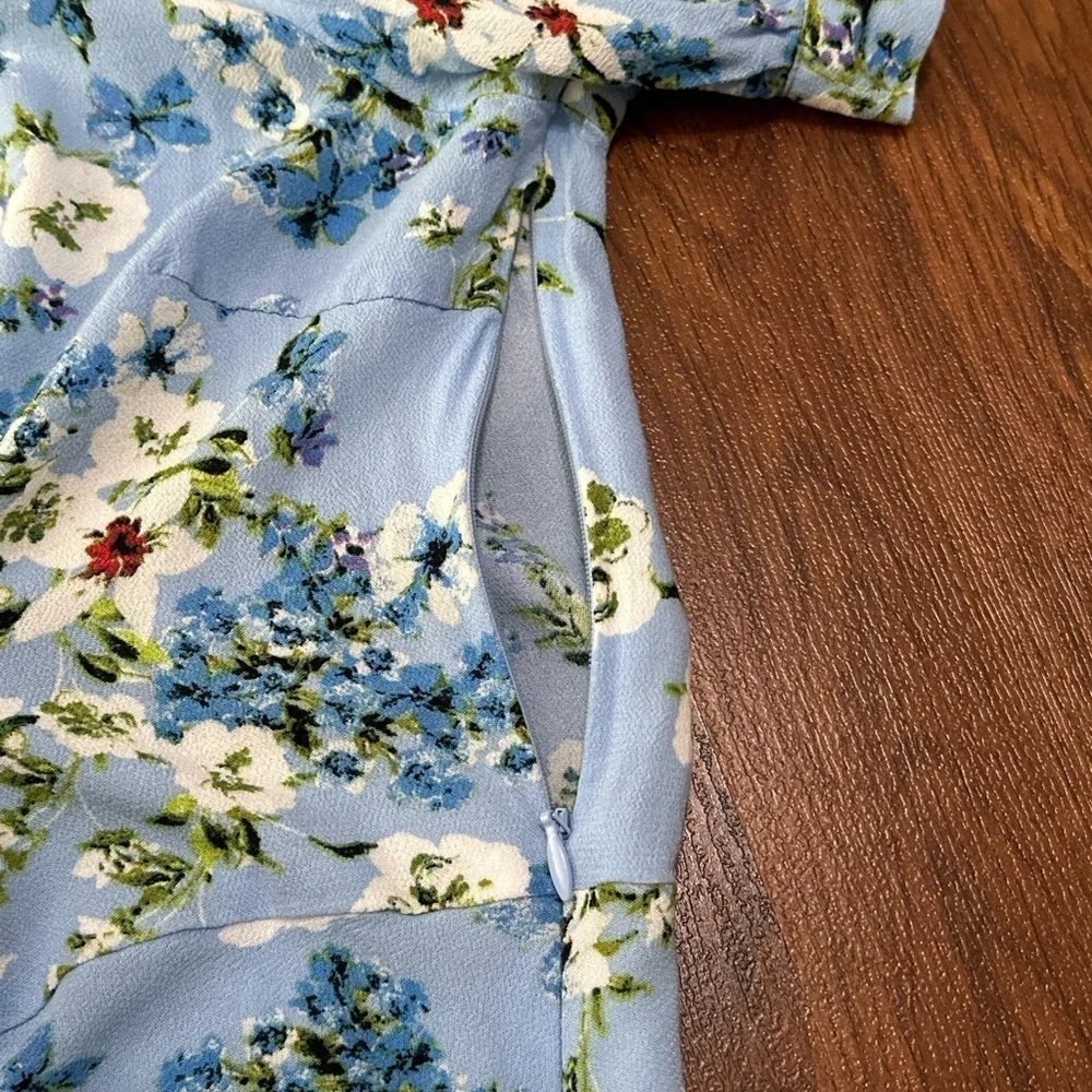 Banana Republic Floral Keyhole Peplum Top In Light Blue With Tie Sleeves